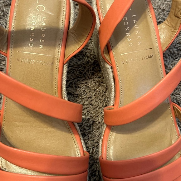Lauren Conrad Platform Sandals - Size 10 - Picture 4 of 9